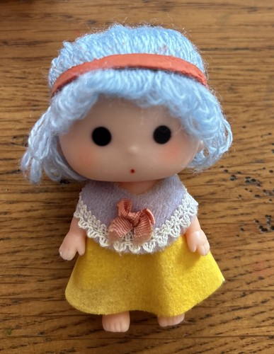 Rare mini poupée - style, twin