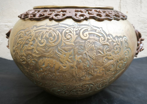 Enorme cache pot bronze - , et