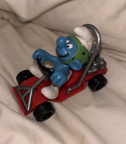 Schtroumpfs voiture course - voiture,