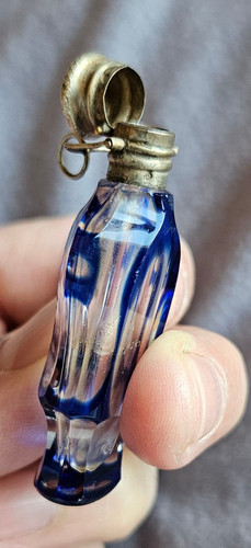 Pendentif bouteille parfum - bouteille, à