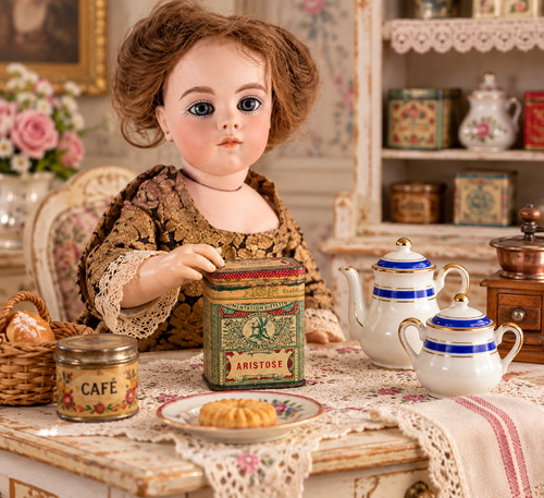 Rare petite boîte ancienne - petite,