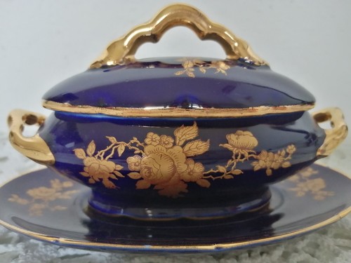 Ancienne mini soupière sur - mini,