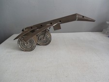 AVION DE CHASSE JOUET AFRICAIN