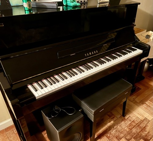 Yamaha upright piano - u3,