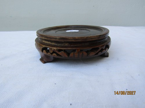 Ancien socle en - 6.., bois