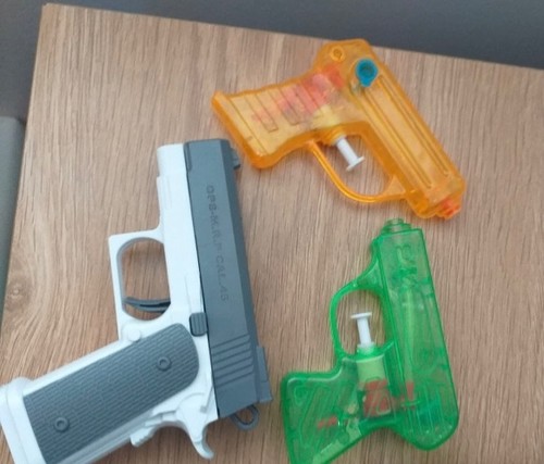Pistolet eau neuf - 3, à