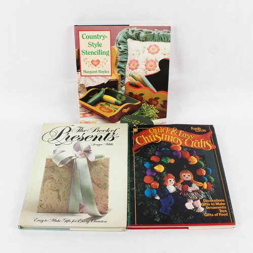 Lot livres de couture - 3,