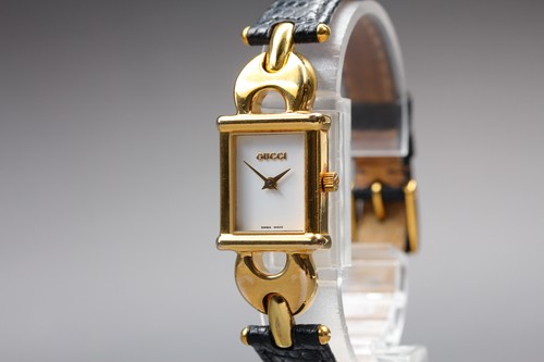 Presque comme neuve montre - comme, neuve]