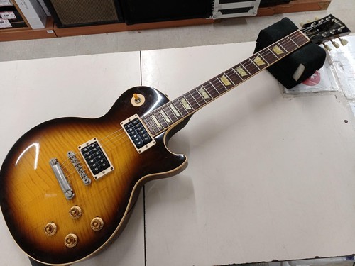 Guitare électrique - (gibson),
