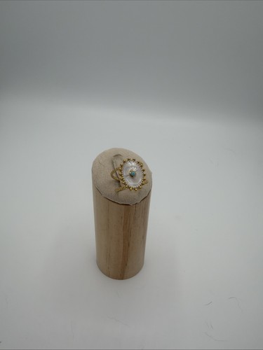 Bague dorée cabochon - bague, blanc