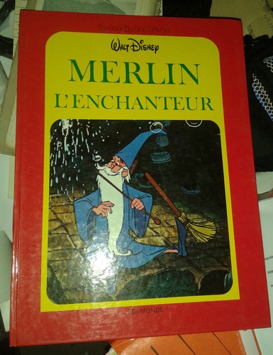 Walt disney merlin - walt,