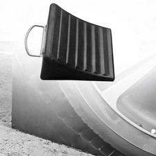 Chocks de roue de voiture bloquer la structure triangulaire pour les garages