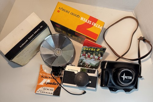 Vintage petri 35mm camera - 7,
