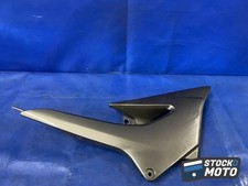 Cache sous selle droit KAWASAKI ZR-7 de 1999 à 2004.