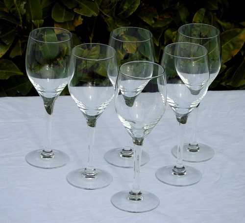 Service verres eau en - de, à