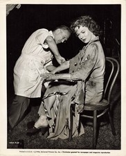 SUSAN HAYWARD smash up the