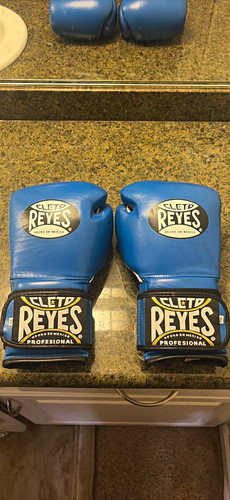Cleto reyes professional - cleto,