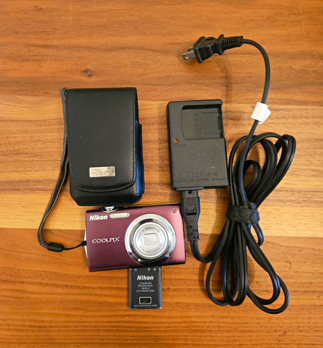 Nikon coolpix s3000 purple - nikon,