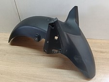 Un Garde boue avant Yamaha 125