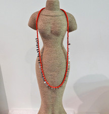 Scooter Paris. Collier sautoir