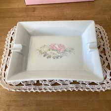 Vide Poche Cendrier Porcelaine Neuf Decor Fleuri 19,5x16x3,8 