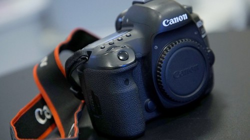 Revendeur canon eos - mark, iv
