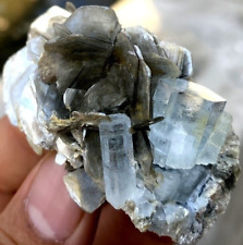 Cristaux jumeaux aigue-marine 51 g avec moissonneuse-batteuse de Nagar Pakistan