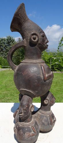 Jarre mangbetu tripode - mangbetu, en