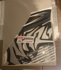 Autocollant Avant Droit Mbk