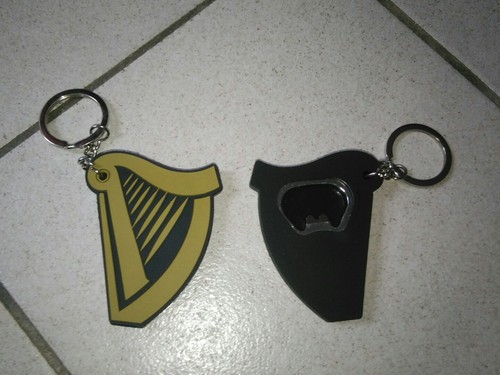 Porte cle decapsuleur - ,