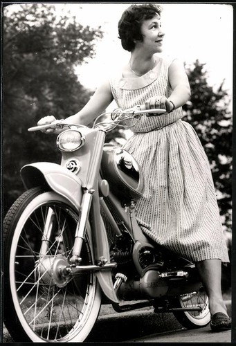 Photographie moto miele 98cc - photographie,