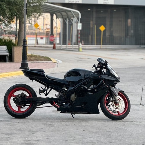 Complete black injection - black,