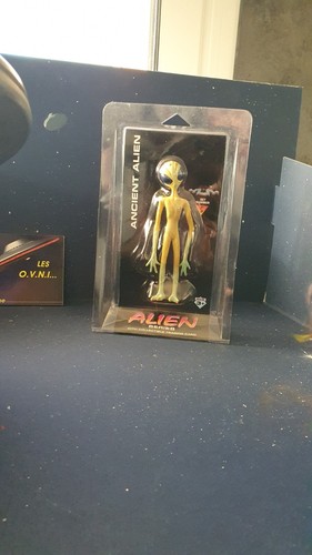 Figurines ancient alien - ancient,