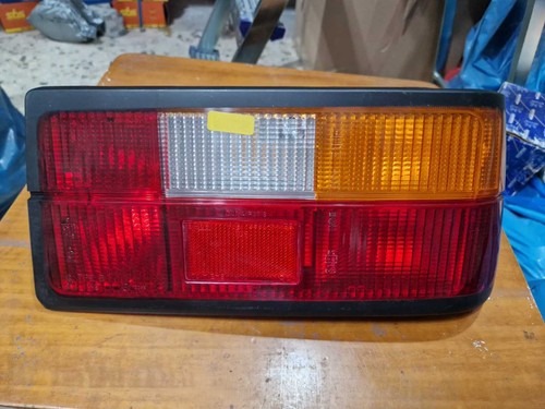 Renault right tailight - 18,
