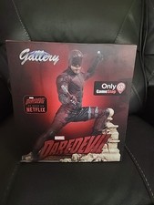Daredevil Statue Diamond Marvel Select (netflix Version) 2018