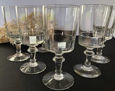 6 anciens verres à eau