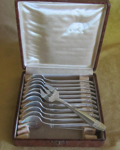 Coffret fourchettes à - coffret,