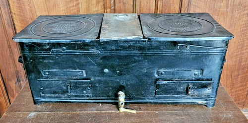 Ancien jouet cuisiniere - jouet,