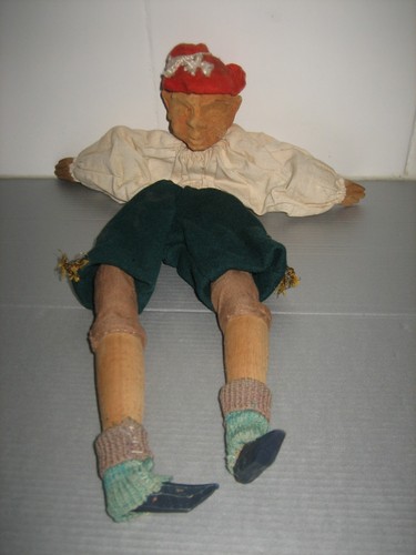 Ancienne marionnette - ancienne,
