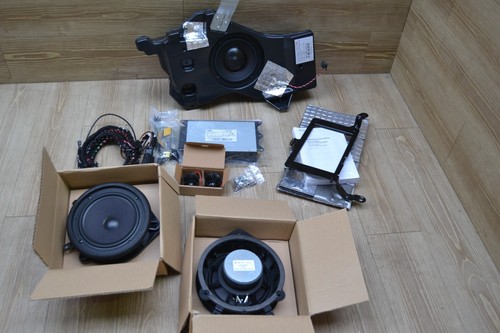 8p0051961a genuine audi sound - 8p0051961a,