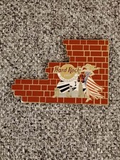 PIN GIRL HARD ROCK CAFE/