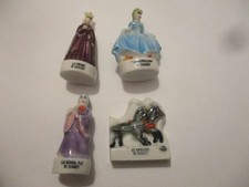 LOT 4 fèves serie disney