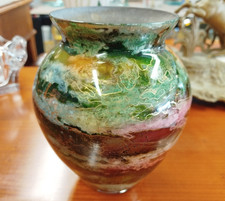 Vase boule en verre laqué