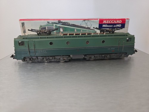 Locomotive hornby 7121 - locomotive, cc