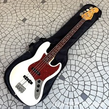 Fender Made in Japan Traditional 60s Jazz Bass OWHT