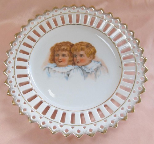 Assiette décoration ajourée