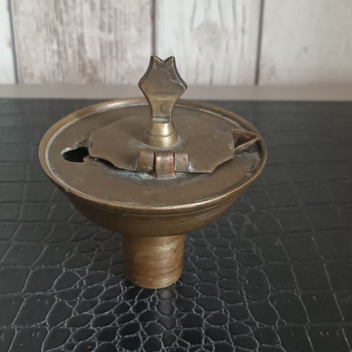 Ancienne lampe huile - lampe, a