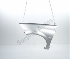 AILE AVANT GAUCHE 7701477186