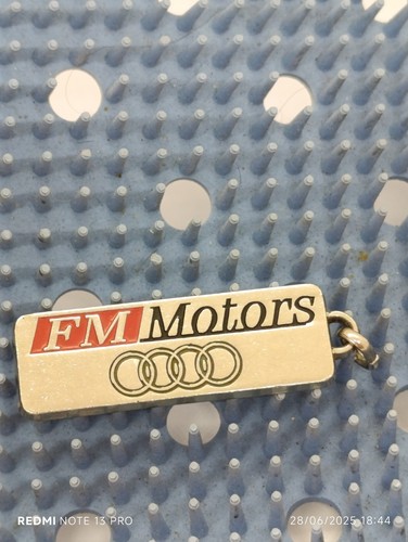 Porte clé métal - clé, motors