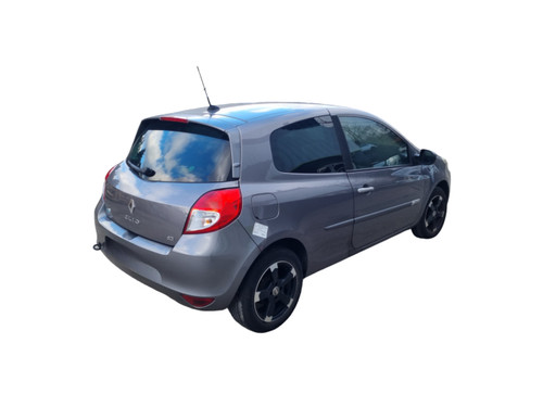 Malle hayon arriere - malle/hayon, renault